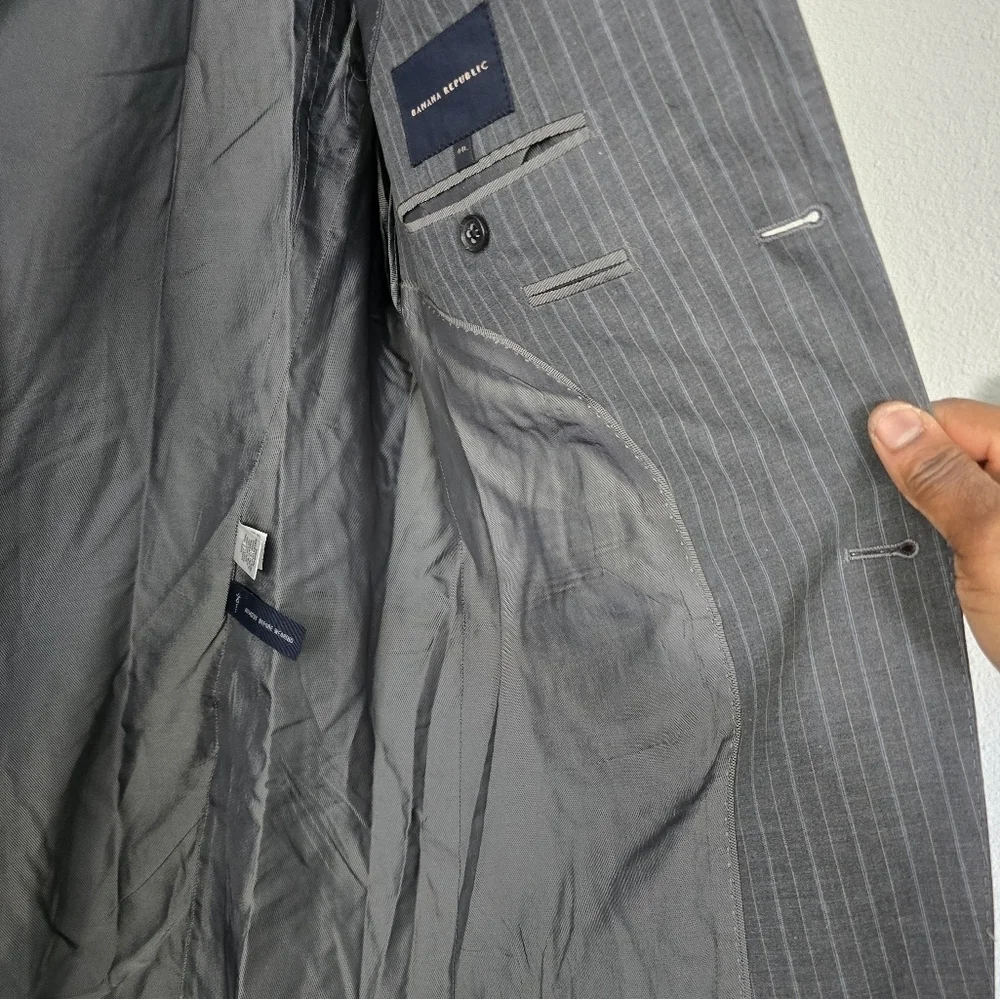 Banana Republic Blazer Sports Coat Men 44L Gray PinStriped 2button Exellcent - Picture 8 of 15